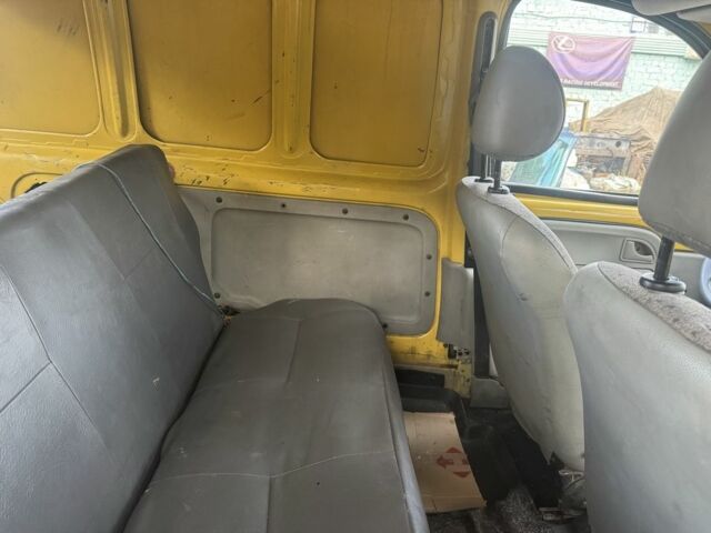 Рено Кенгу Экспресс 2002 в Харькове на Automoto.ua Желтый Рено Кенгу Экспресс, объемом двигателя 1.9 л и пробегом 250 тыс. км за 1200 $, фото 6 на Automoto.ua