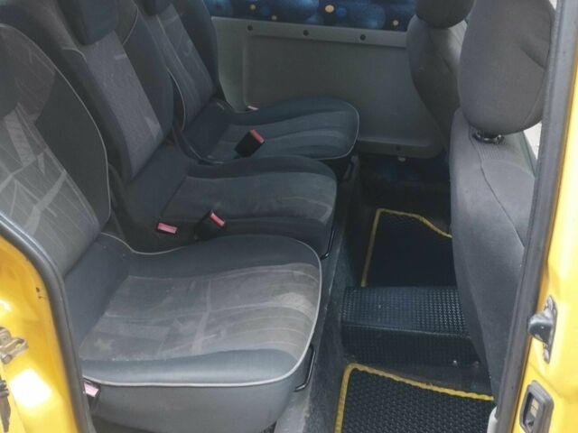 Жовтий Рено Кєнгу Експресс, об'ємом двигуна 1.5 л та пробігом 300 тис. км за 2700 $, фото 6 на Automoto.ua