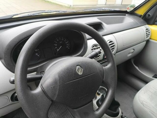 Желтый Рено Кенгу Экспресс, объемом двигателя 1.5 л и пробегом 225 тыс. км за 1886 $, фото 4 на Automoto.ua