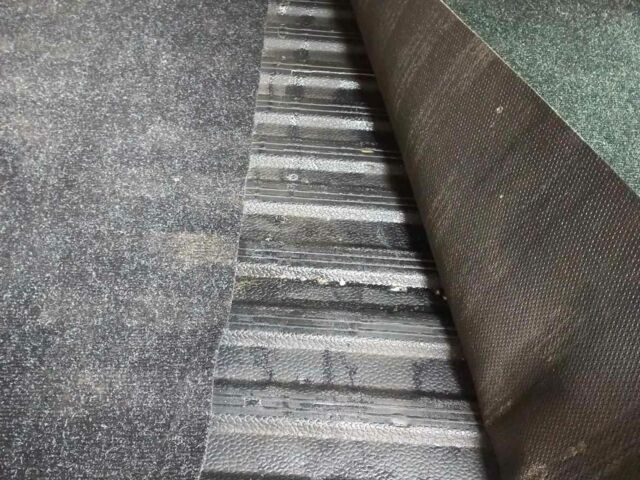 Желтый Рено Кенгу Экспресс, объемом двигателя 1.5 л и пробегом 260 тыс. км за 3700 $, фото 4 на Automoto.ua