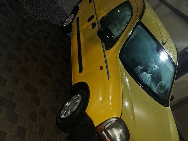 Жовтий Рено Кєнгу Експресс, об'ємом двигуна 1.9 л та пробігом 222 тис. км за 1100 $, фото 3 на Automoto.ua