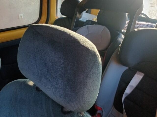 Жовтий Рено Кєнгу Експресс, об'ємом двигуна 1.9 л та пробігом 200 тис. км за 2565 $, фото 6 на Automoto.ua