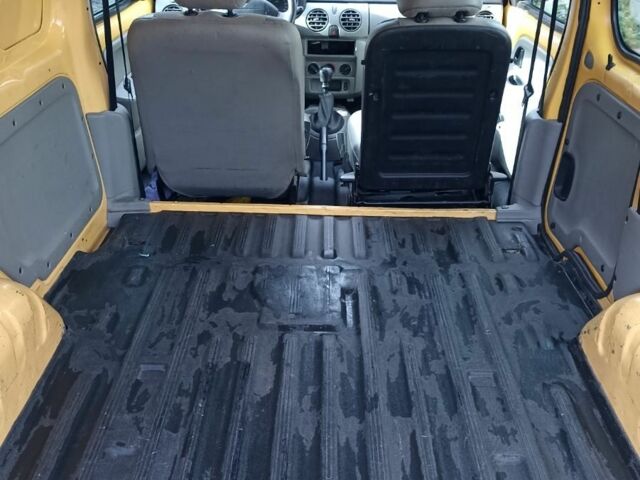 Желтый Рено Кенгу Экспресс, объемом двигателя 1.5 л и пробегом 286 тыс. км за 2800 $, фото 11 на Automoto.ua