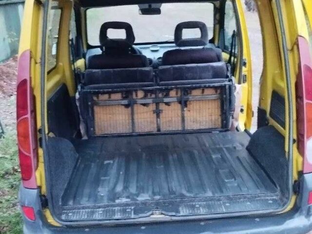 Жовтий Рено Кєнгу Експресс, об'ємом двигуна 1.9 л та пробігом 230 тис. км за 2100 $, фото 8 на Automoto.ua