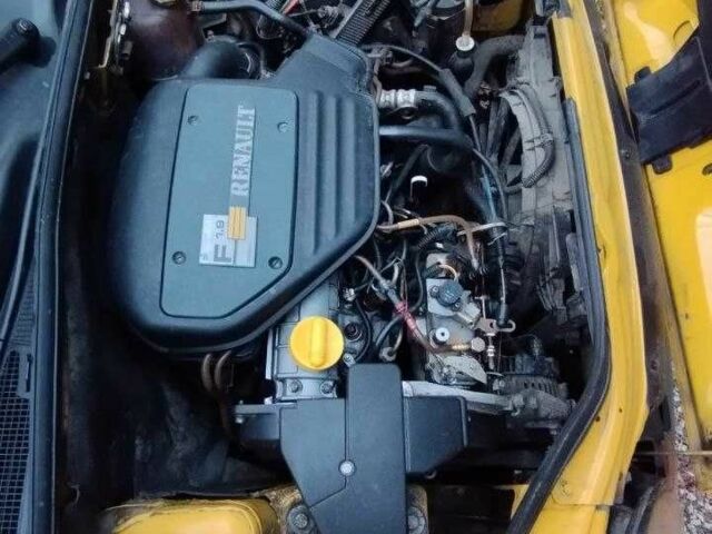 Жовтий Рено Кєнгу Експресс, об'ємом двигуна 1.9 л та пробігом 230 тис. км за 2100 $, фото 5 на Automoto.ua