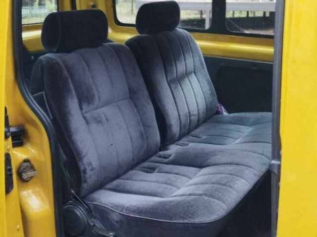 Жовтий Рено Кєнгу Експресс, об'ємом двигуна 1.9 л та пробігом 230 тис. км за 2100 $, фото 6 на Automoto.ua