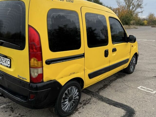 Желтый Рено Кенгу Экспресс, объемом двигателя 1.5 л и пробегом 200 тыс. км за 2402 $, фото 1 на Automoto.ua