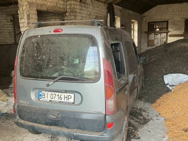 Сірий Рено Кєнгу Експресс, об'ємом двигуна 1.4 л та пробігом 150 тис. км за 1050 $, фото 3 на Automoto.ua