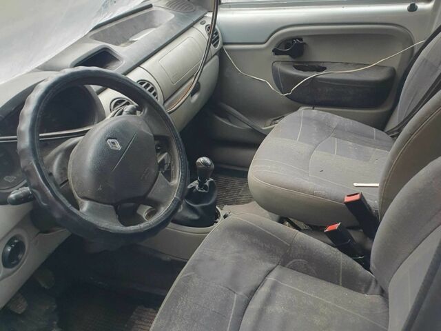 Серый Рено Кенгу Экспресс, объемом двигателя 1.4 л и пробегом 230 тыс. км за 1150 $, фото 4 на Automoto.ua