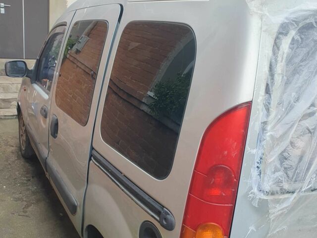 Серый Рено Кенгу Экспресс, объемом двигателя 1.4 л и пробегом 230 тыс. км за 1150 $, фото 2 на Automoto.ua