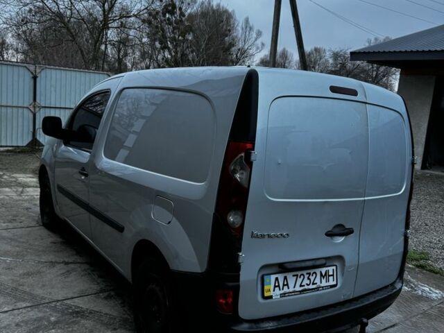 Серый Рено Кенгу Экспресс, объемом двигателя 1.5 л и пробегом 270 тыс. км за 4300 $, фото 2 на Automoto.ua