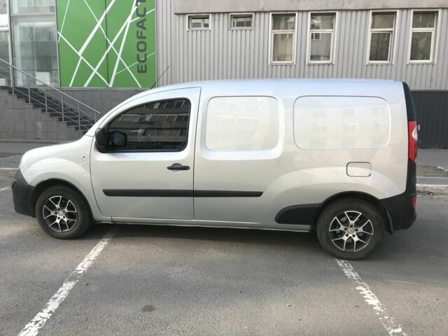 Серый Рено Кенгу Экспресс, объемом двигателя 1.5 л и пробегом 190 тыс. км за 6700 $, фото 3 на Automoto.ua