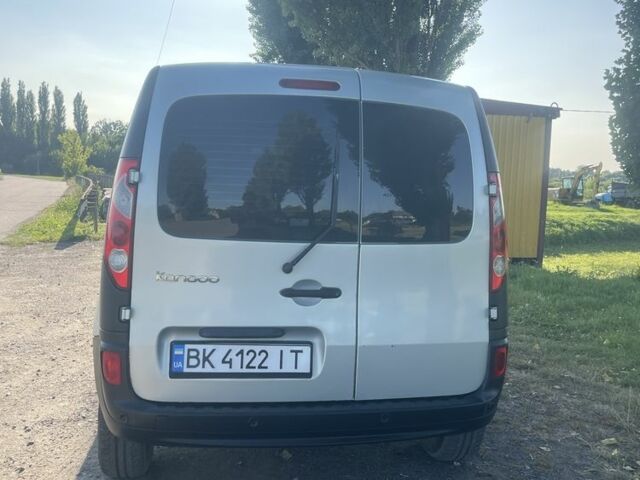 Серый Рено Кенгу Экспресс, объемом двигателя 1.5 л и пробегом 350 тыс. км за 5650 $, фото 5 на Automoto.ua