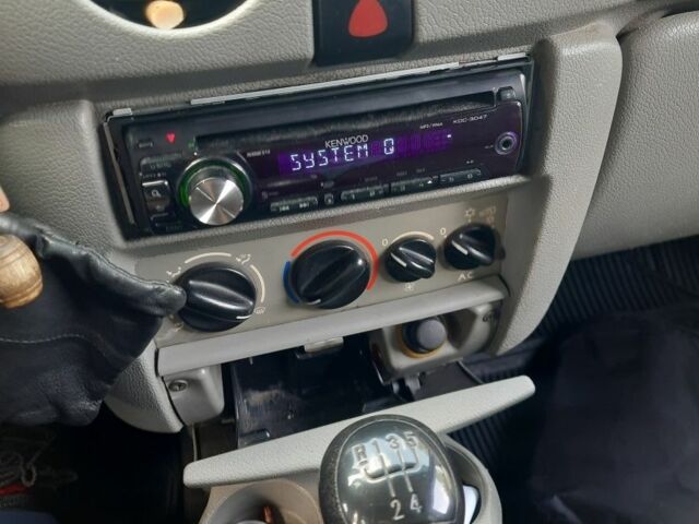 Серый Рено Кенгу Экспресс, объемом двигателя 1.4 л и пробегом 277 тыс. км за 4309 $, фото 12 на Automoto.ua