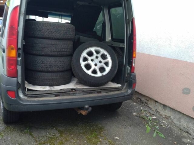 Серый Рено Кенгу Экспресс, объемом двигателя 1.4 л и пробегом 277 тыс. км за 4309 $, фото 18 на Automoto.ua