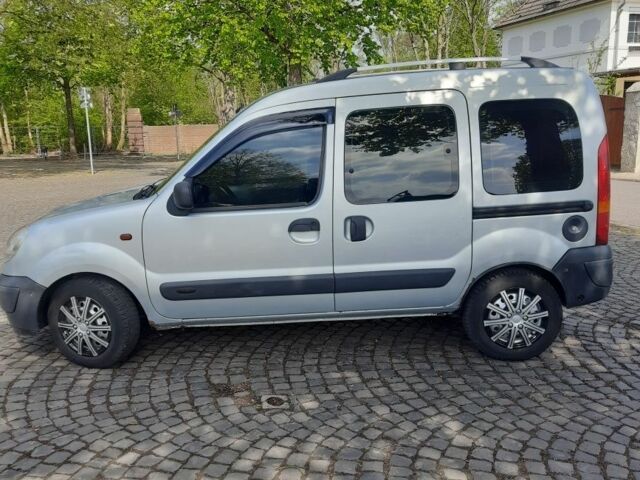 Серый Рено Кенгу Экспресс, объемом двигателя 1.4 л и пробегом 277 тыс. км за 4309 $, фото 3 на Automoto.ua