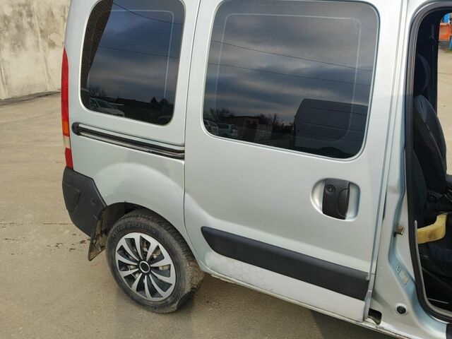 Сірий Рено Кєнгу Експресс, об'ємом двигуна 1.5 л та пробігом 244 тис. км за 4500 $, фото 17 на Automoto.ua