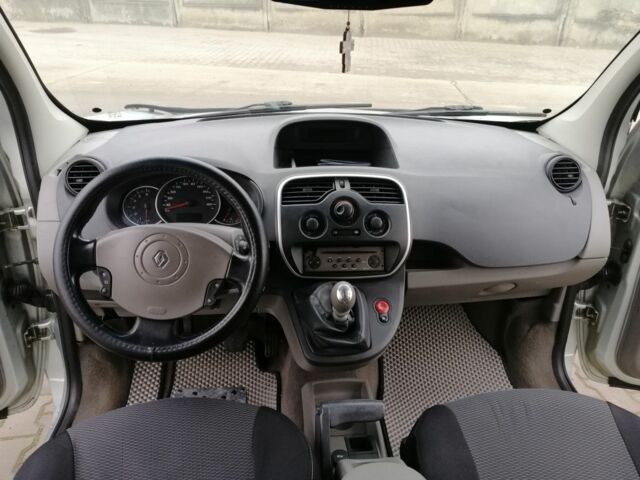 Рено Кенгу Экспресс 2008 в Черновцах на Automoto.ua Серый Рено Кенгу Экспресс, объемом двигателя 1.5 л и пробегом 364 тыс. км за 6000 $, фото 9 на Automoto.ua