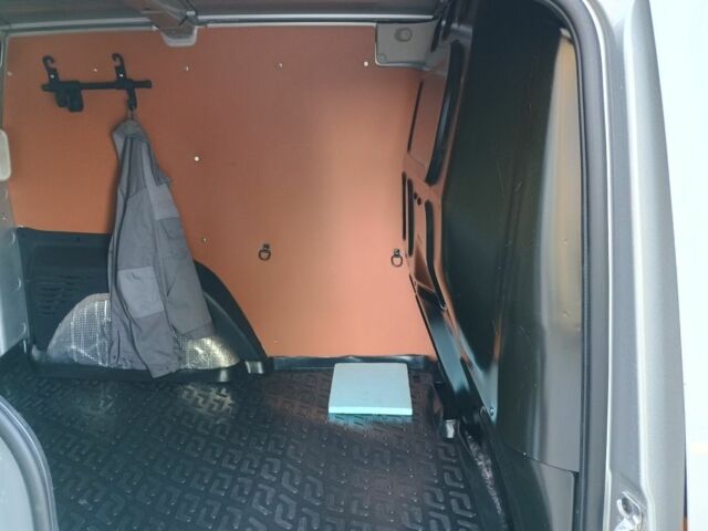 Серый Рено Кенгу Экспресс, объемом двигателя 1.5 л и пробегом 70 тыс. км за 14000 $, фото 7 на Automoto.ua