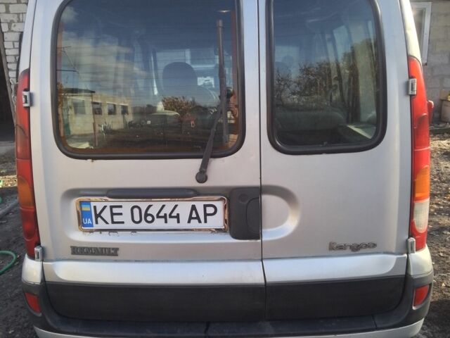 Серый Рено Кенгу Экспресс, объемом двигателя 1.5 л и пробегом 380 тыс. км за 3400 $, фото 1 на Automoto.ua