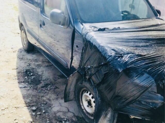 Синий Рено Кенгу Экспресс, объемом двигателя 1.9 л и пробегом 150 тыс. км за 720 $, фото 8 на Automoto.ua