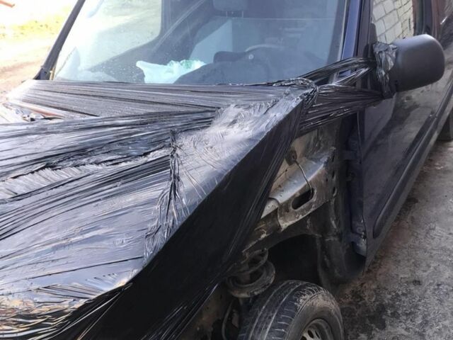 Рено Кенгу Экспресс 1998 в Львове на Automoto.ua Синий Рено Кенгу Экспресс, объемом двигателя 1.9 л и пробегом 93 тыс. км за 600 $, фото 5 на Automoto.ua