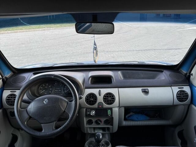 Синий Рено Кенгу Экспресс, объемом двигателя 1.5 л и пробегом 275 тыс. км за 3400 $, фото 5 на Automoto.ua