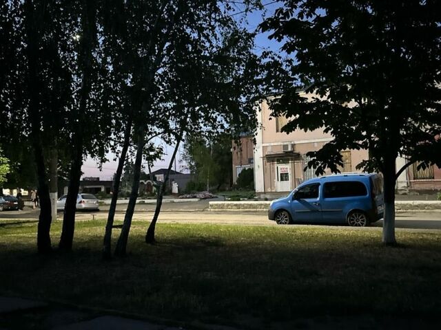 Синій Рено Кєнгу Експресс, об'ємом двигуна 1.5 л та пробігом 350 тис. км за 7200 $, фото 3 на Automoto.ua