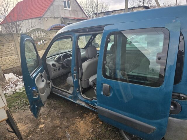 Зеленый Рено Кенгу Экспресс, объемом двигателя 1.5 л и пробегом 200 тыс. км за 2734 $, фото 6 на Automoto.ua