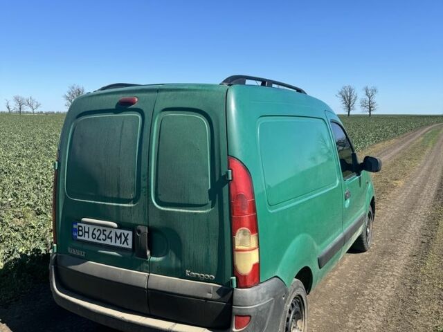 Зеленый Рено Кенгу Экспресс, объемом двигателя 1.5 л и пробегом 300 тыс. км за 3500 $, фото 3 на Automoto.ua