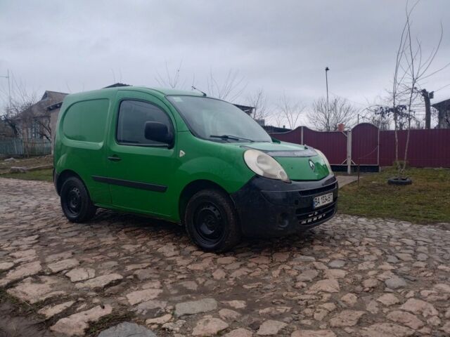 Зеленый Рено Кенгу Экспресс, объемом двигателя 5 л и пробегом 250 тыс. км за 2750 $, фото 1 на Automoto.ua