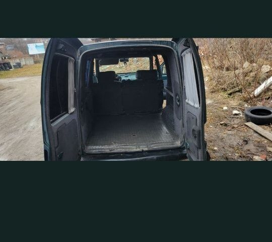 Зелений Рено Кєнгу Експресс, об'ємом двигуна 1.9 л та пробігом 233 тис. км за 2200 $, фото 3 на Automoto.ua