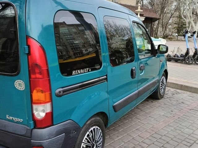 Зеленый Рено Кенгу Экспресс, объемом двигателя 1.5 л и пробегом 293 тыс. км за 3900 $, фото 2 на Automoto.ua