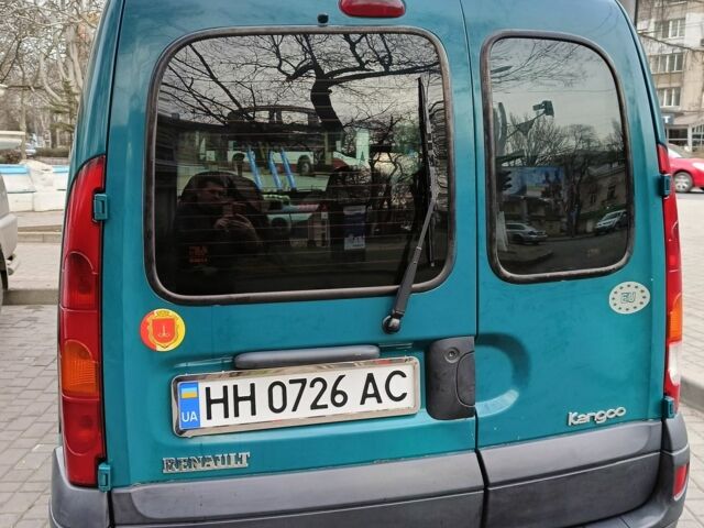 Зеленый Рено Кенгу Экспресс, объемом двигателя 1.5 л и пробегом 293 тыс. км за 3900 $, фото 3 на Automoto.ua