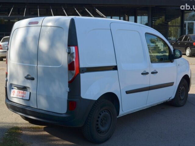 Белый Рено Кенгу, объемом двигателя 1.5 л и пробегом 202 тыс. км за 6490 $, фото 3 на Automoto.ua