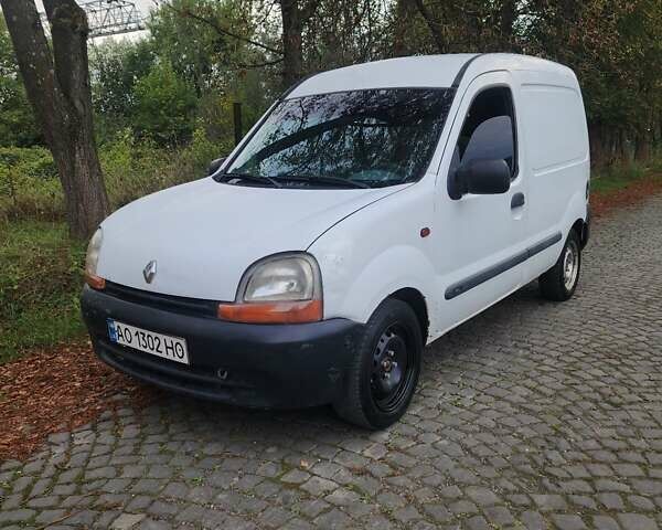 Білий Рено Кєнгу, об'ємом двигуна 1.15 л та пробігом 300 тис. км за 1550 $, фото 2 на Automoto.ua