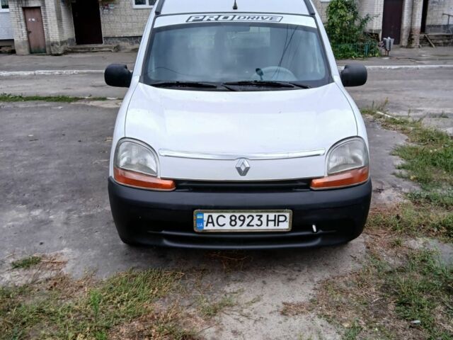 Белый Рено Кенгу, объемом двигателя 1.9 л и пробегом 300 тыс. км за 2600 $, фото 5 на Automoto.ua