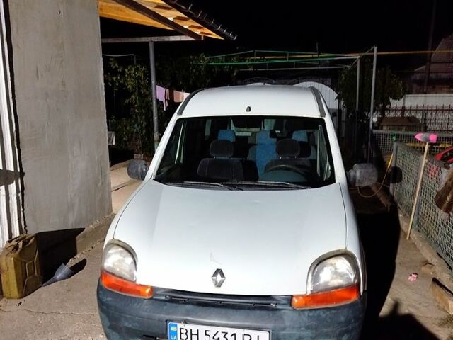 Білий Рено Кєнгу, об'ємом двигуна 1.1 л та пробігом 0 тис. км за 2500 $, фото 6 на Automoto.ua