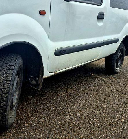 Білий Рено Кєнгу, об'ємом двигуна 1.9 л та пробігом 370 тис. км за 3200 $, фото 10 на Automoto.ua