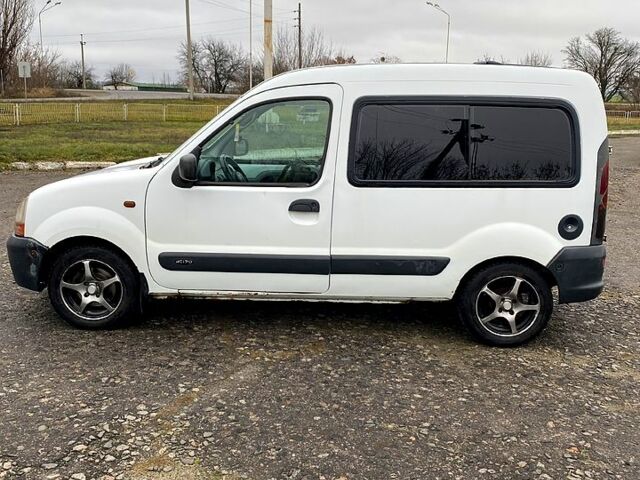 Белый Рено Кенгу, объемом двигателя 1.5 л и пробегом 0 тыс. км за 2900 $, фото 2 на Automoto.ua