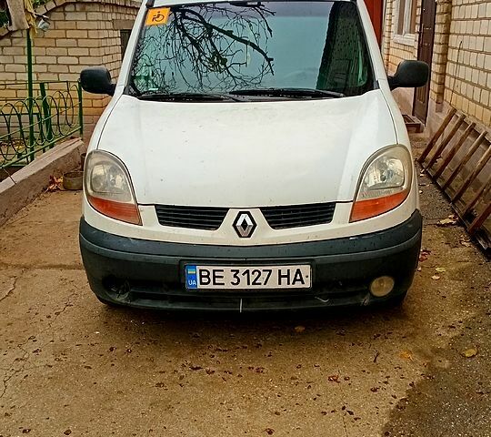 Белый Рено Кенгу, объемом двигателя 1.5 л и пробегом 315 тыс. км за 3200 $, фото 3 на Automoto.ua