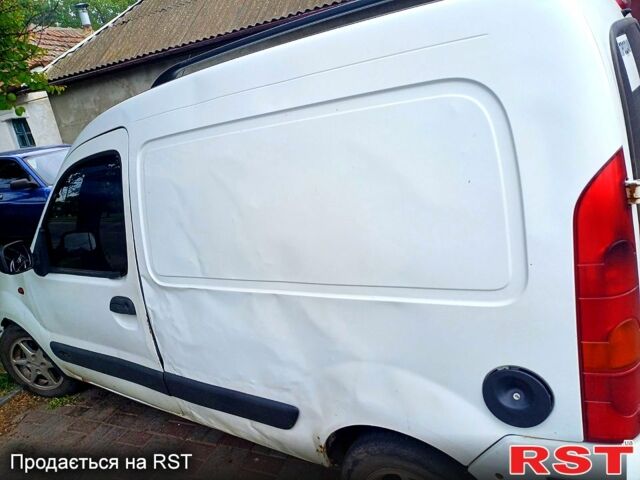 Белый Рено Кенгу, объемом двигателя 1.5 л и пробегом 400 тыс. км за 2300 $, фото 4 на Automoto.ua