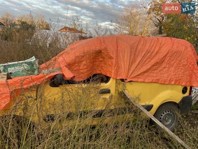 Белый Рено Кенгу, объемом двигателя 1.46 л и пробегом 265 тыс. км за 3200 $, фото 4 на Automoto.ua