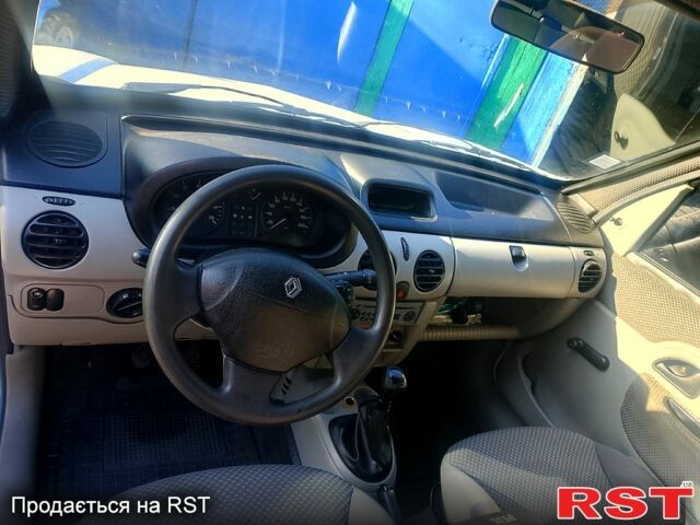 Білий Рено Кєнгу, об'ємом двигуна 1.5 л та пробігом 0 тис. км за 4300 $, фото 3 на Automoto.ua