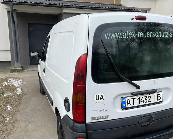 Белый Рено Кенгу, объемом двигателя 1.46 л и пробегом 270 тыс. км за 2350 $, фото 5 на Automoto.ua