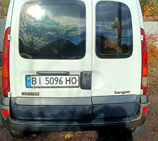 Белый Рено Кенгу, объемом двигателя 1.5 л и пробегом 256 тыс. км за 3500 $, фото 2 на Automoto.ua