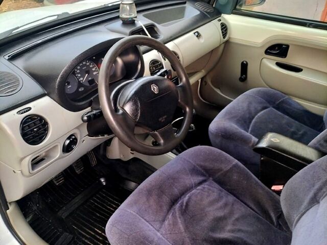 Белый Рено Кенгу, объемом двигателя 1.9 л и пробегом 420 тыс. км за 3100 $, фото 8 на Automoto.ua