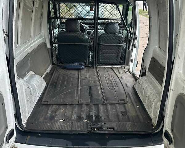 Белый Рено Кенгу, объемом двигателя 1.9 л и пробегом 220 тыс. км за 3200 $, фото 10 на Automoto.ua