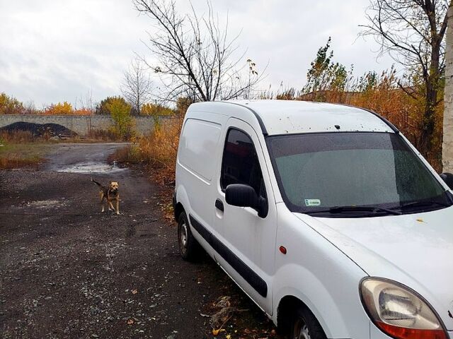 Белый Рено Кенгу, объемом двигателя 1.5 л и пробегом 0 тыс. км за 2000 $, фото 1 на Automoto.ua