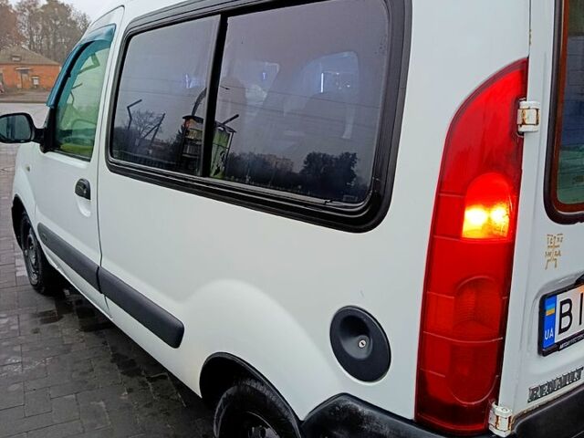 Белый Рено Кенгу, объемом двигателя 1.4 л и пробегом 344 тыс. км за 3999 $, фото 6 на Automoto.ua